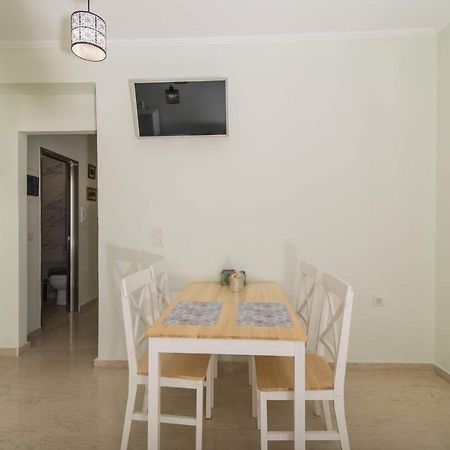 Alexandra'S Apartments - Port Of Zante Ngoại thất bức ảnh