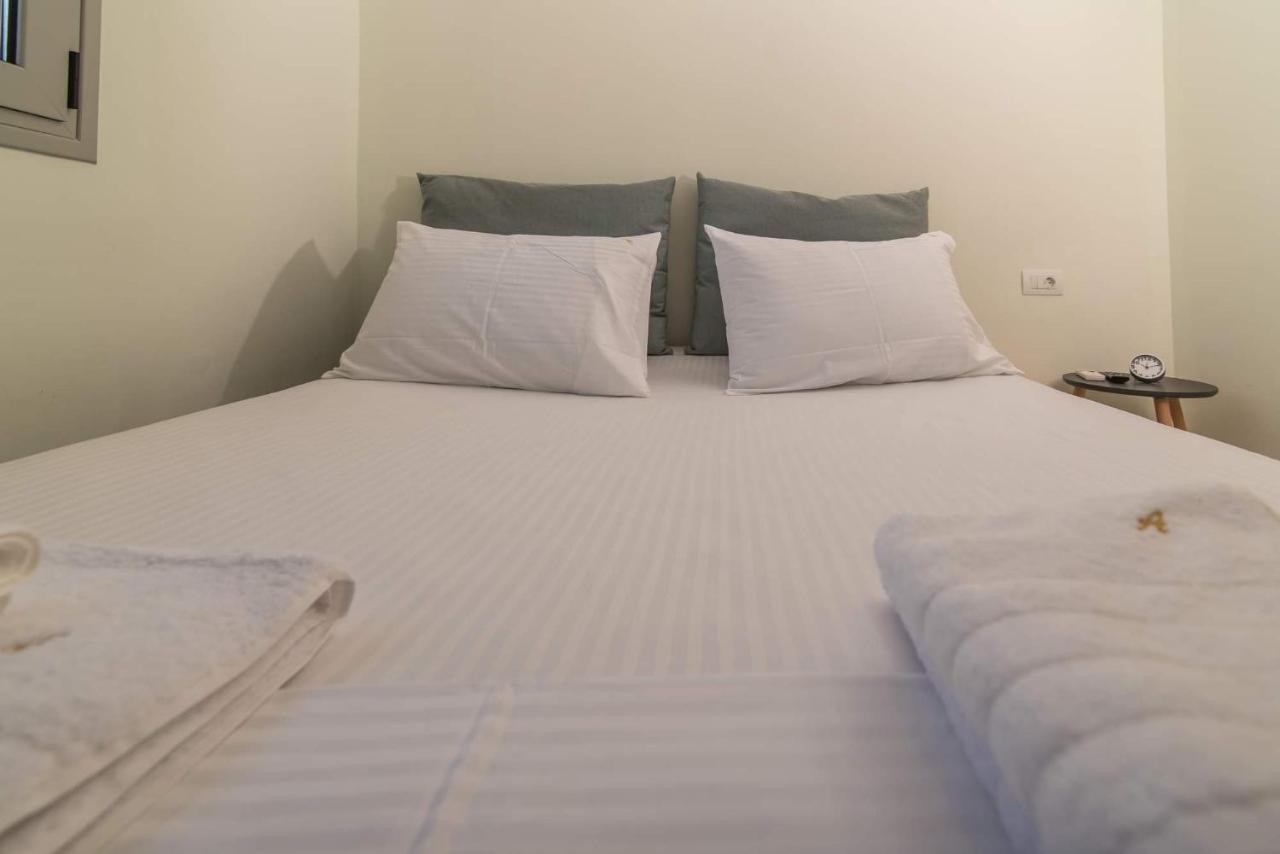 Alexandra'S Apartments - Port Of Zante Ngoại thất bức ảnh